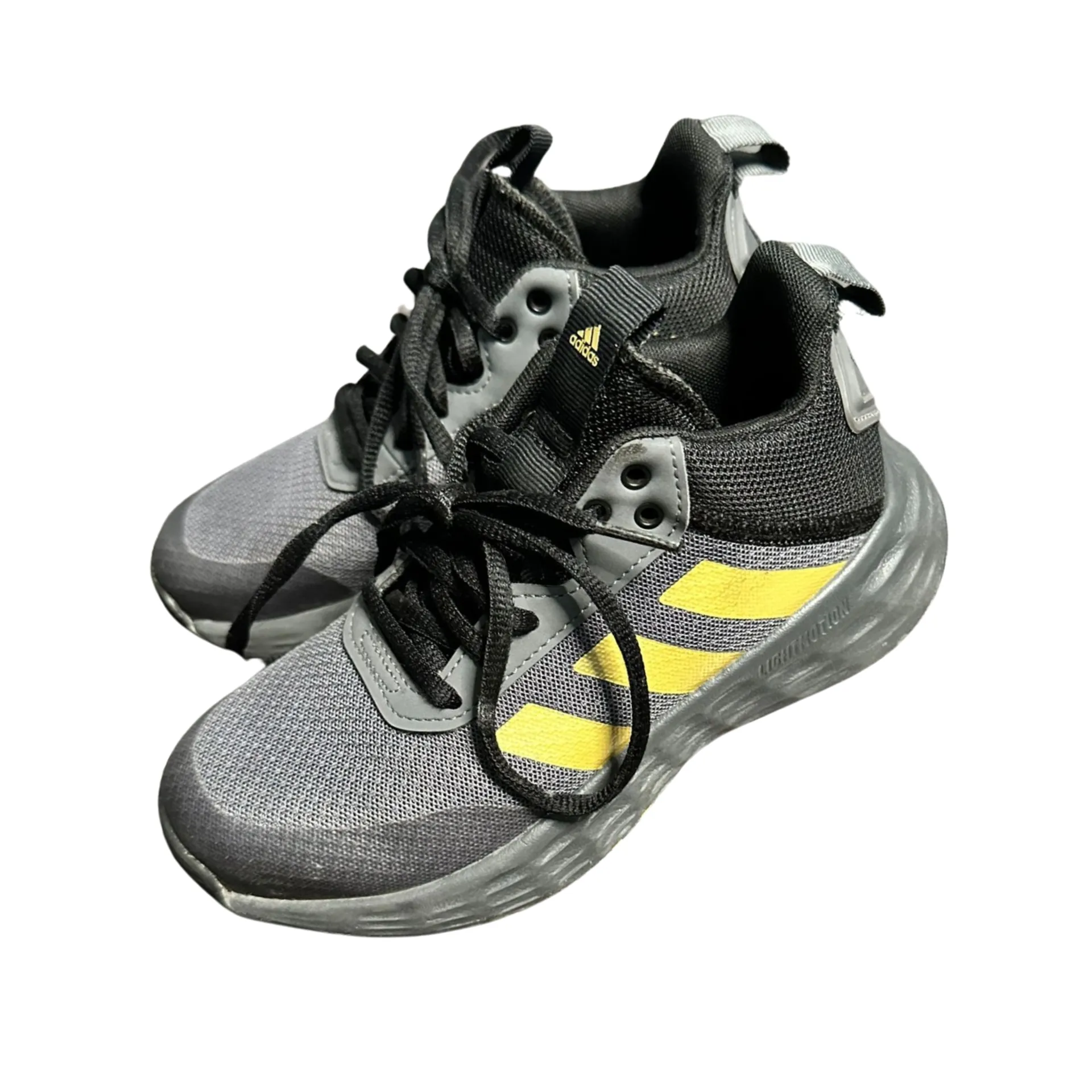 adidas light motion shoes