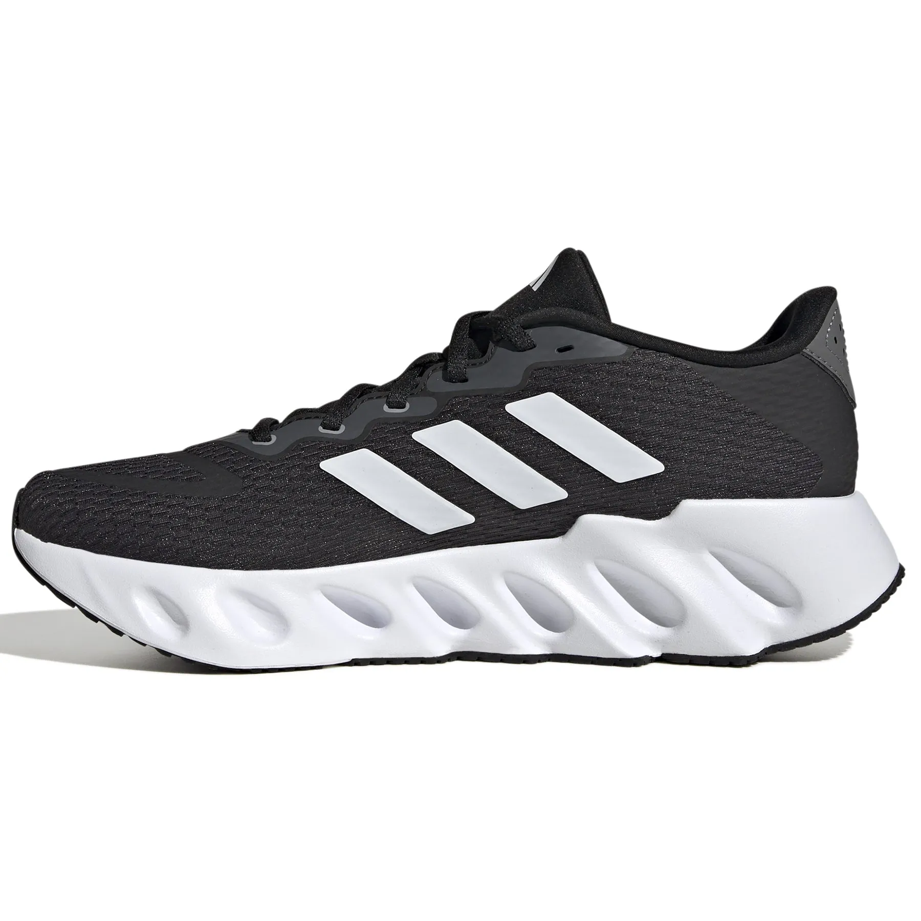 Adidas Men's Running Shoes Switch Run M - IF5720.