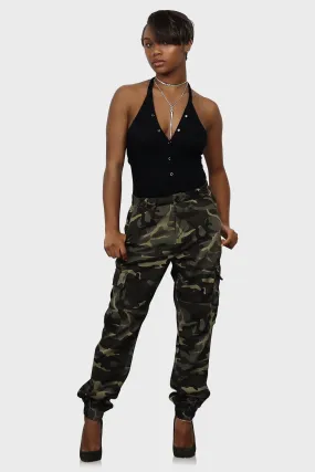 Army cargo pants are military-inspired trousers that offer practicality and style.