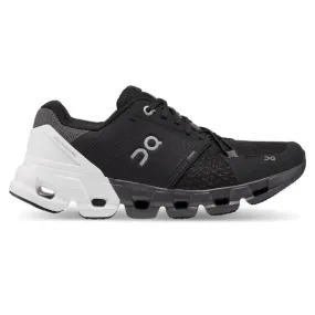 Cloudflyer 4 Wide Black/White - Price 81.98663