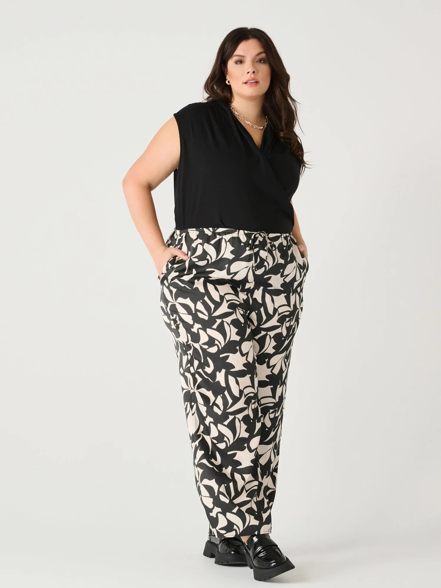 Curvy Pants - Maggie - Shop Now