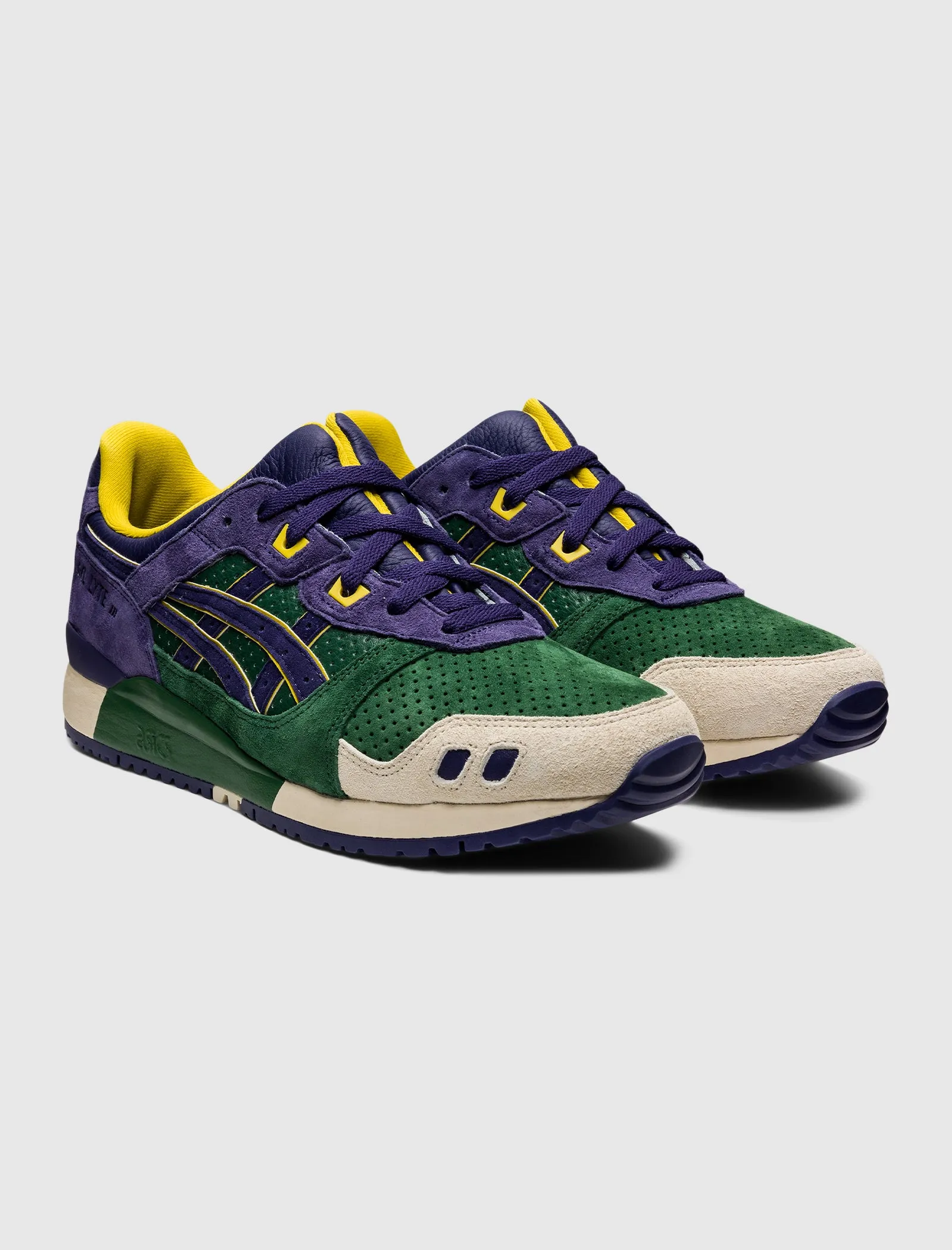 GEL LYTE 3 can be rewritten to ASICS GEL LYTE III for better Google SEO optimization.