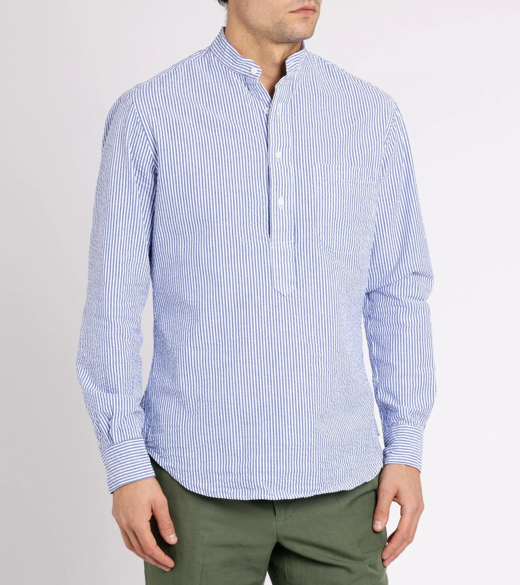 Gitman Vintage Seersucker Band Collar Popover Shirt: Blue/White