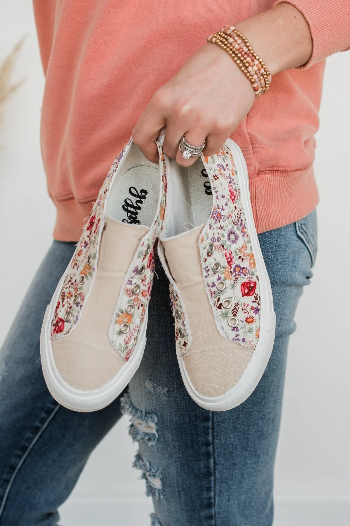 Gypsy Jazz Pink Sand Sneakers