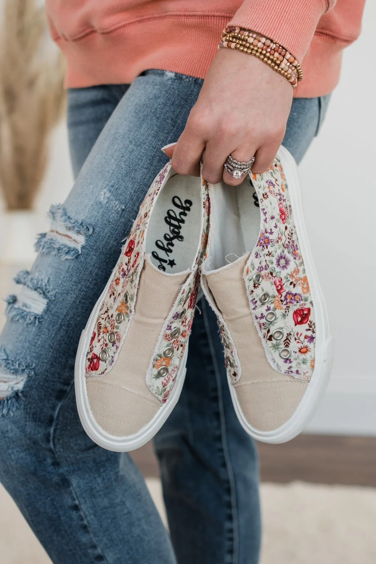 Gypsy Jazz Pink Sand Sneakers