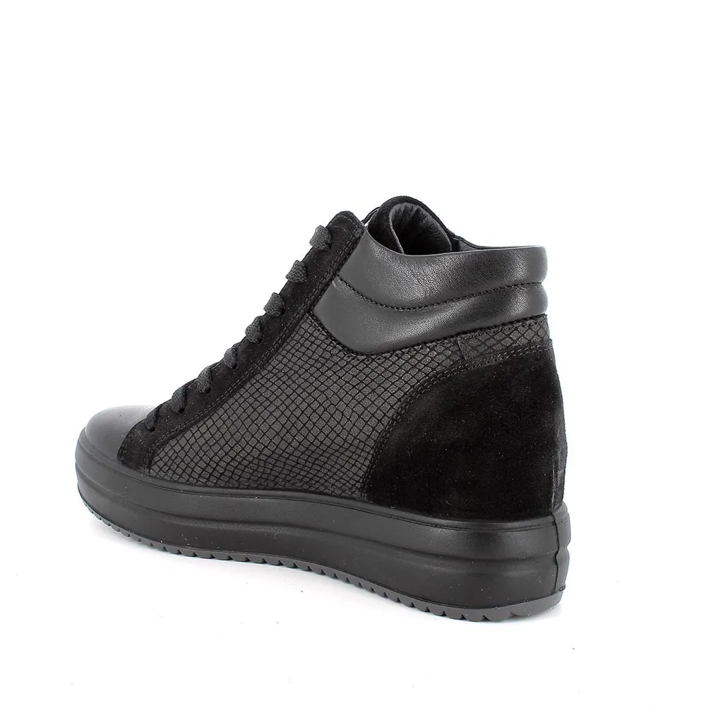 IGI&CO women's sneakers with internal wedge in black leather - 2659100