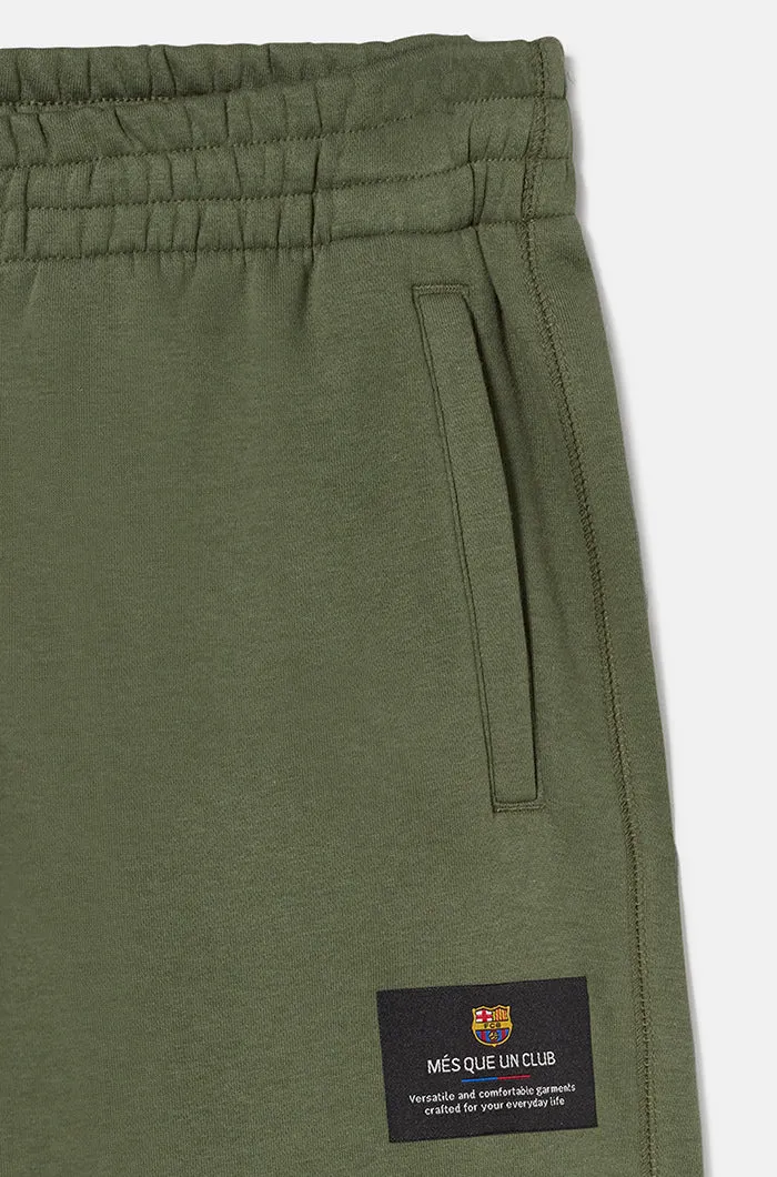 Khaki pants for men.