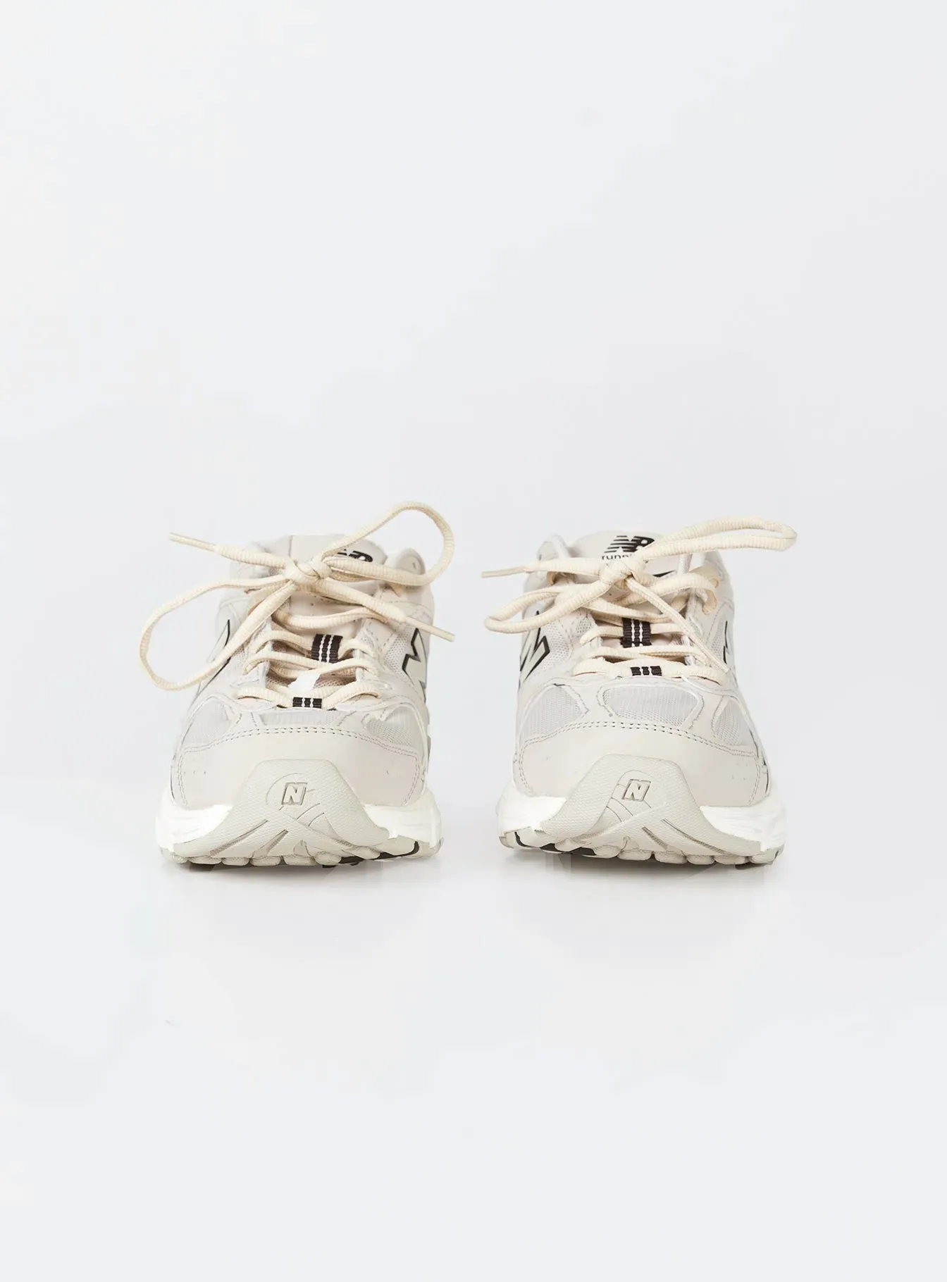 New Balance 530 Taupe: Google SEO Result - Shop the trendy New Balance 530 Taupe sneakers now!