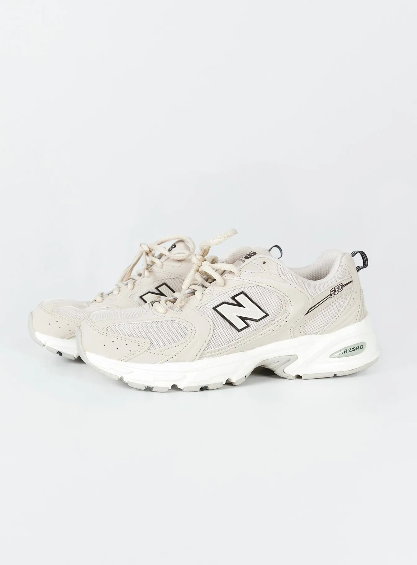 New Balance 530 Taupe: Google SEO Result - Shop the trendy New Balance 530 Taupe sneakers now!