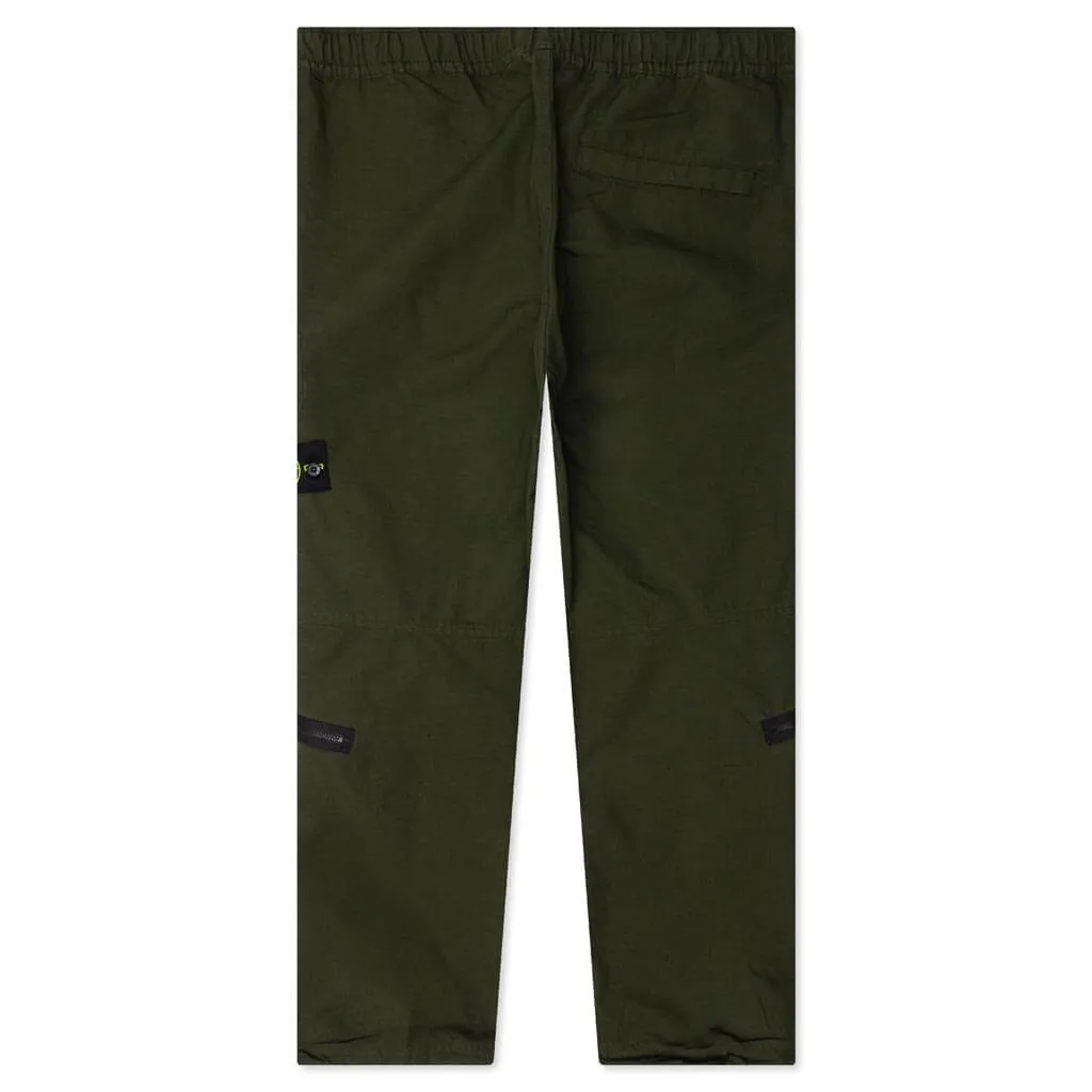 Olive loose trousers