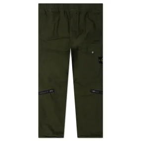 Olive loose trousers