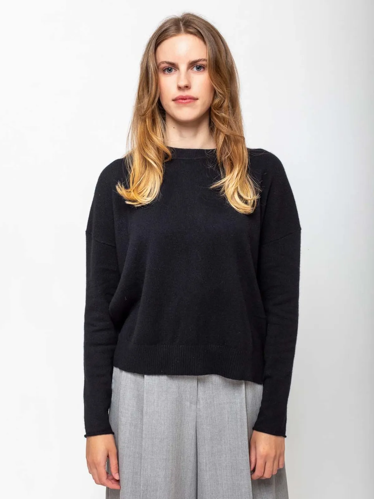 Round Neck Sweater - Noir