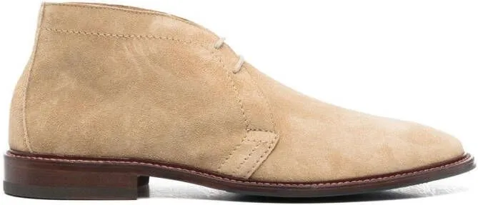 Scarosso suede chukka boots Neutrals