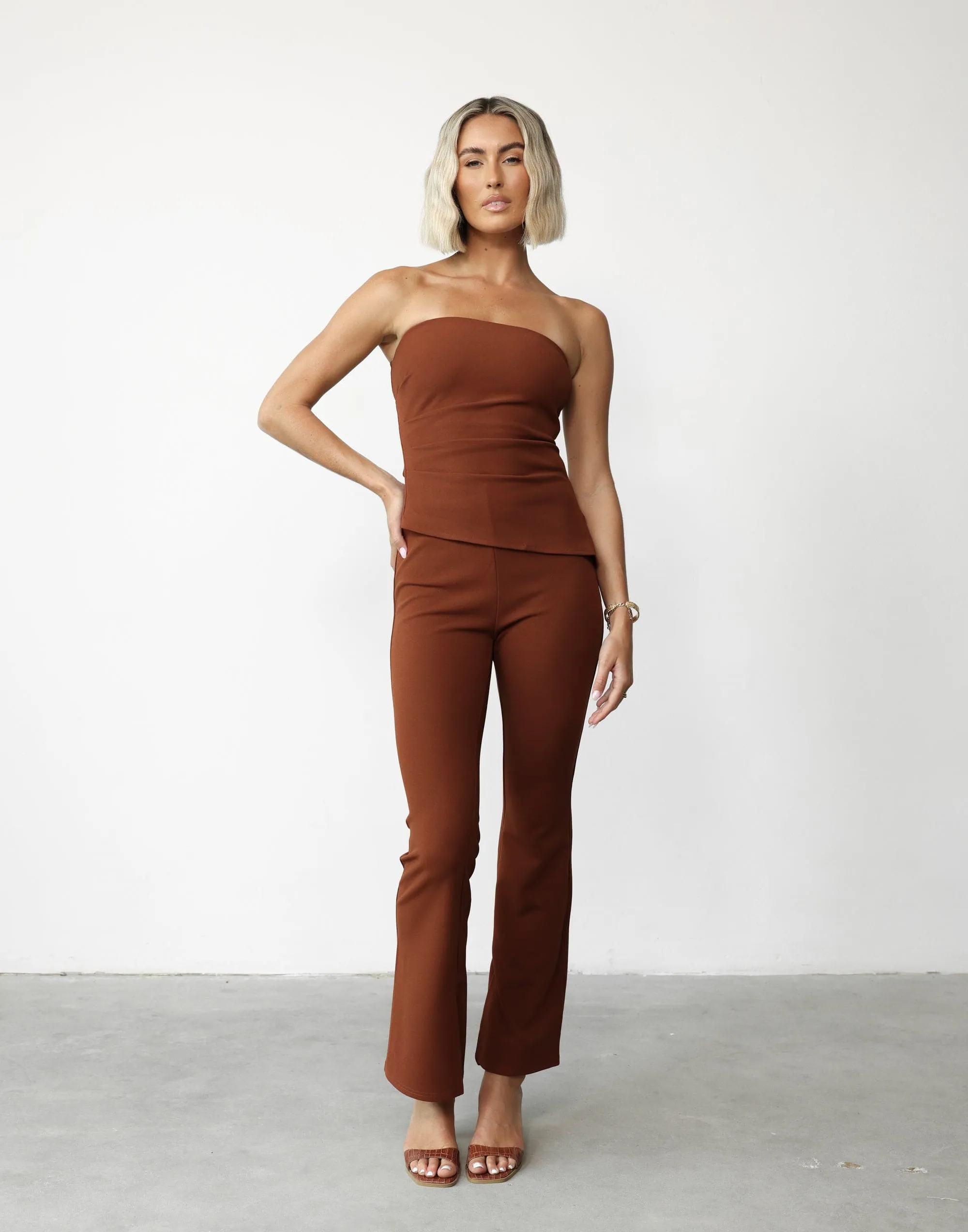 Tamsin Pants in Brick color - Shop now!