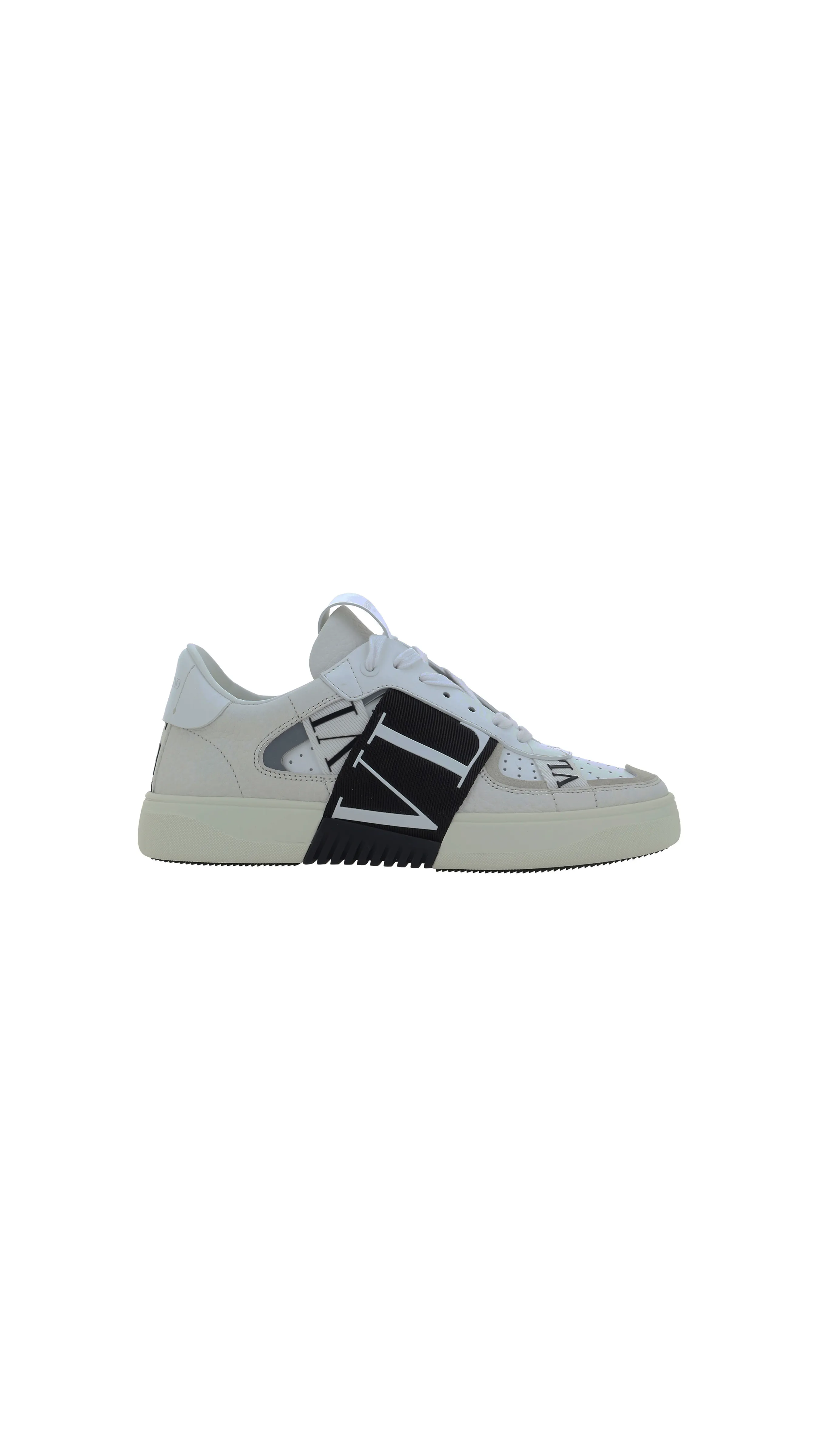 VL7N White Black Sneakers