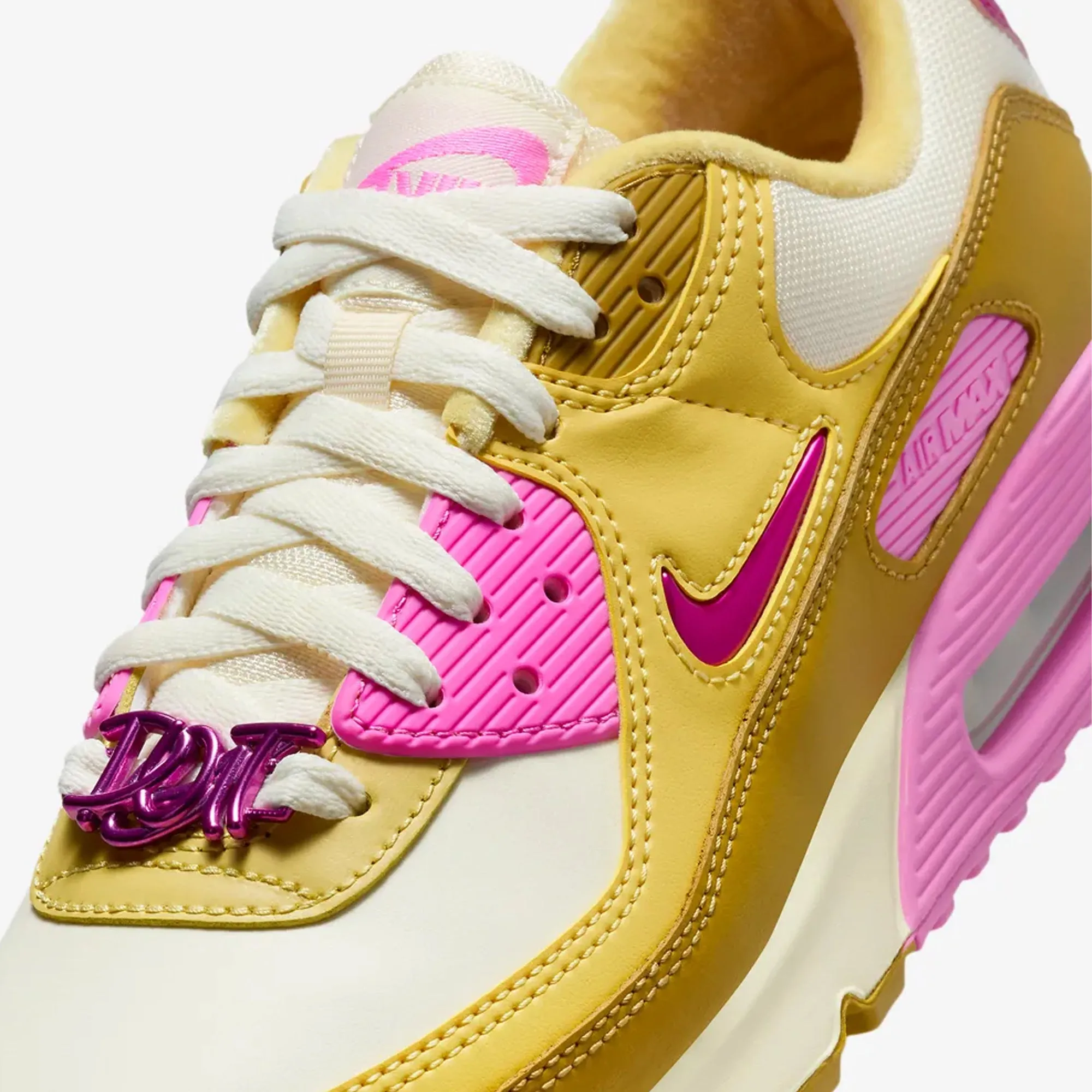 Women's Air Max 90 SE Coconut Milk Playful Pink Saturn Gold